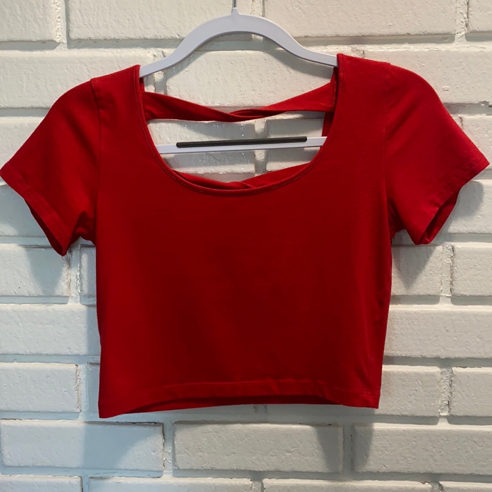 Charlotte Russe Red Crop Top with Twisted Back M
